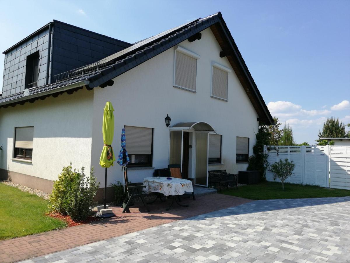 Ruhe Und Bequemlichkeit Apartment Frauendorf  Exterior foto